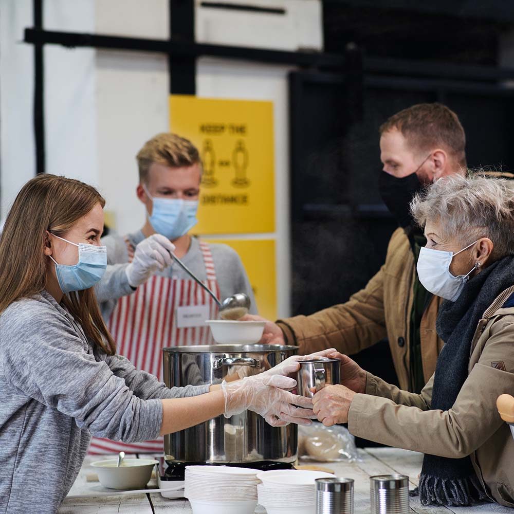 volunteers-serving-hot-soup-for-homeless-in-commun-9FN2MPW-2.jpg volunteers-serving-hot-soup-for-homeless-in-commun-9FN2MPW-2.jpg